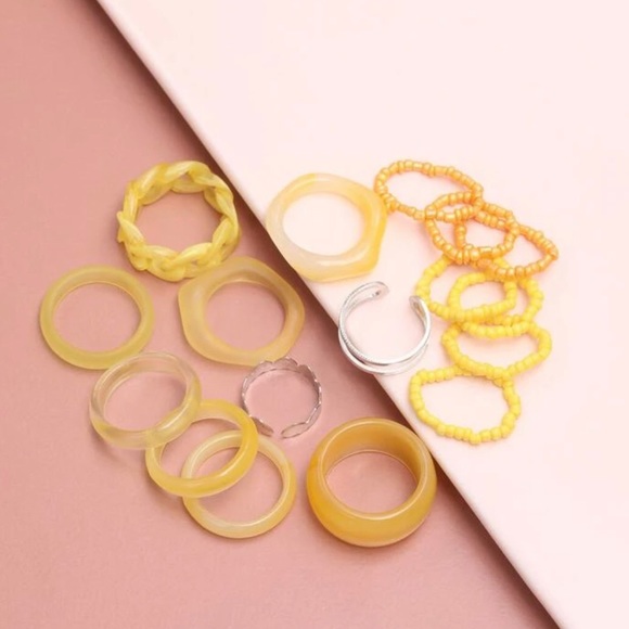 Yellow Colorful Chunky Resin Ring 17 Pieces - Picture 3 of 6